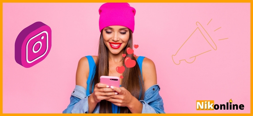 Малиновая иконка Инсты, радостная девушка со смартфоном, семь сердечек и рупор